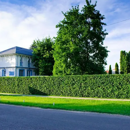 Samson Apartment